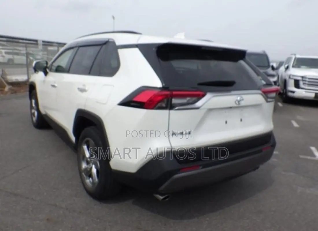 Toyota RAV4 2020 White