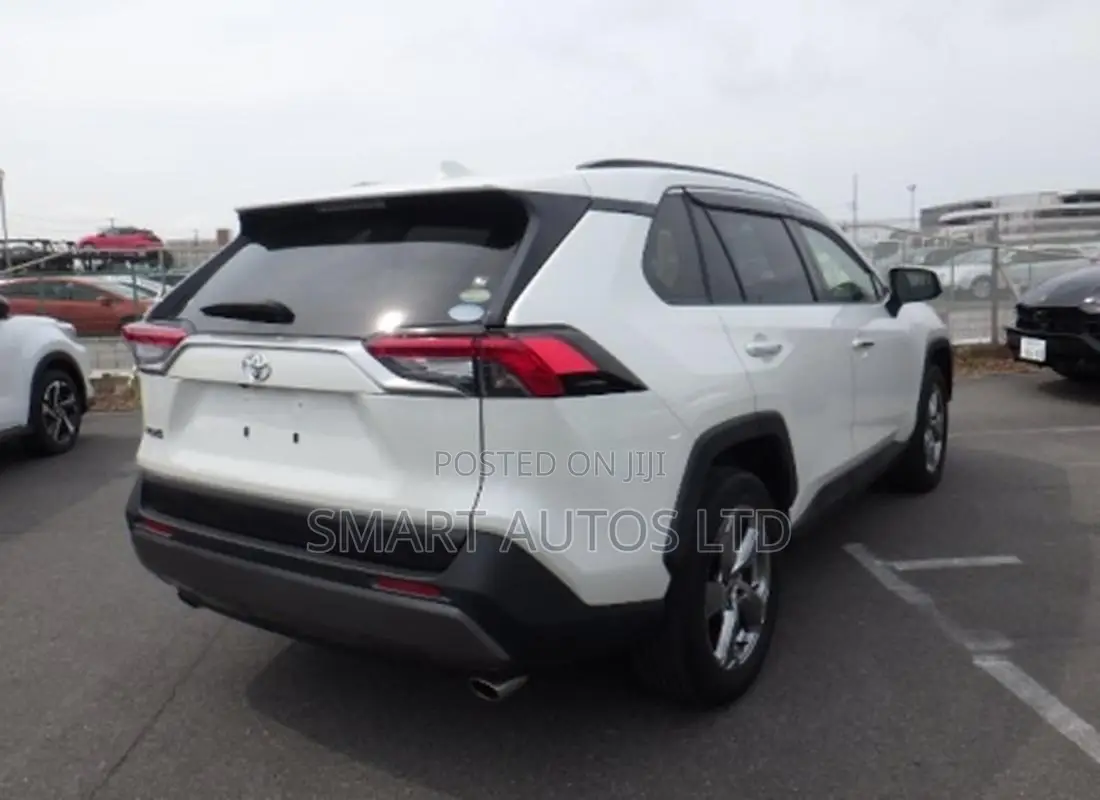 Toyota RAV4 2020 White