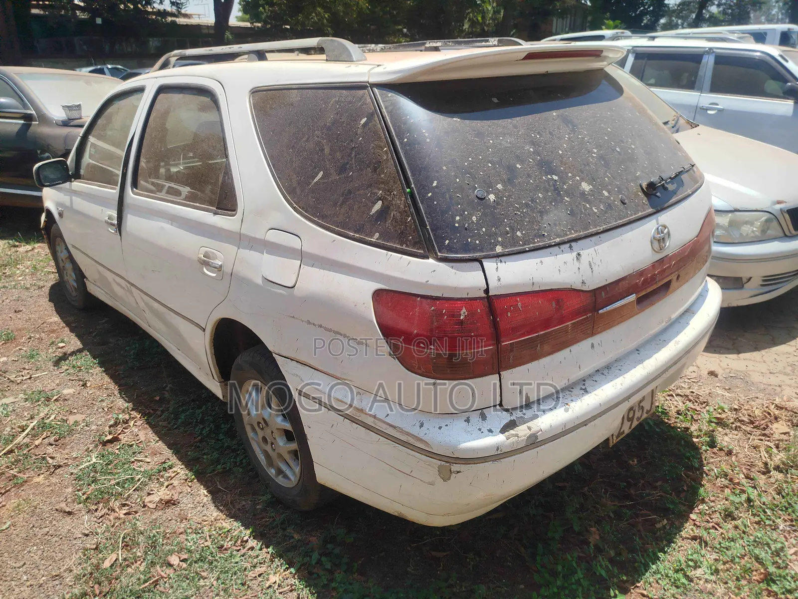 Toyota Vista 2001 White