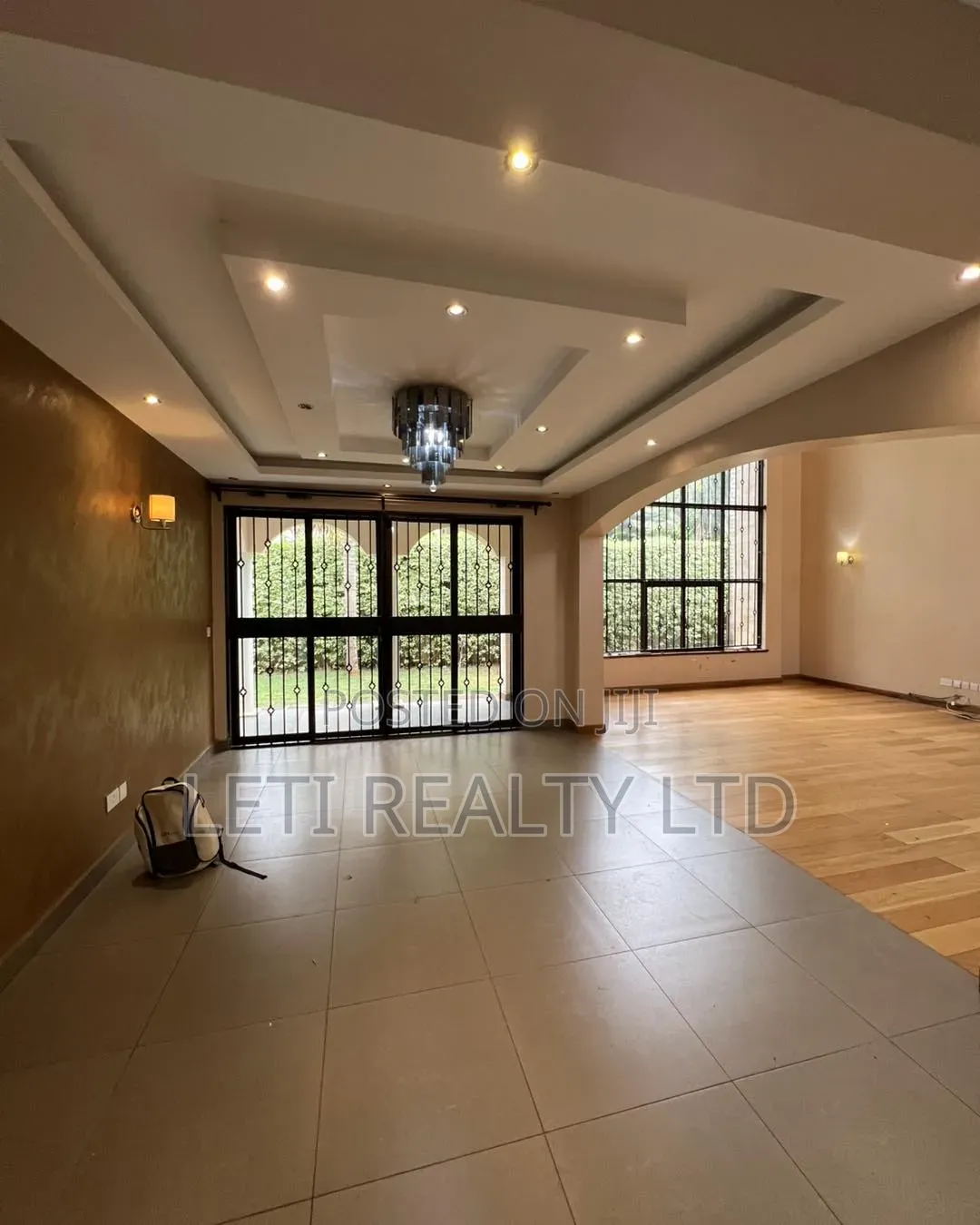 4bdrm Townhouse / Terrace in Maziwa for rent