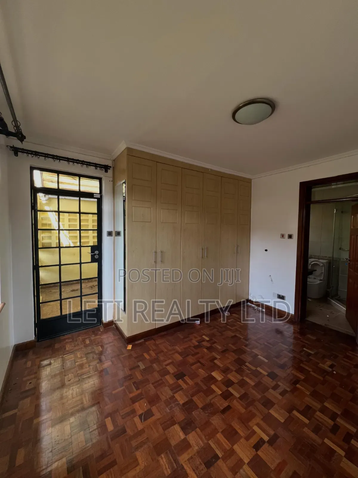 4bdrm Townhouse / Terrace in Maziwa for rent