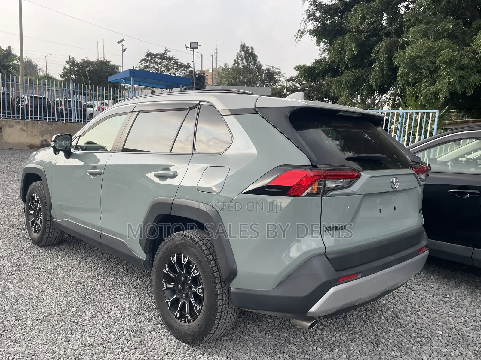 Toyota RAV4 Adventure 2019 Green