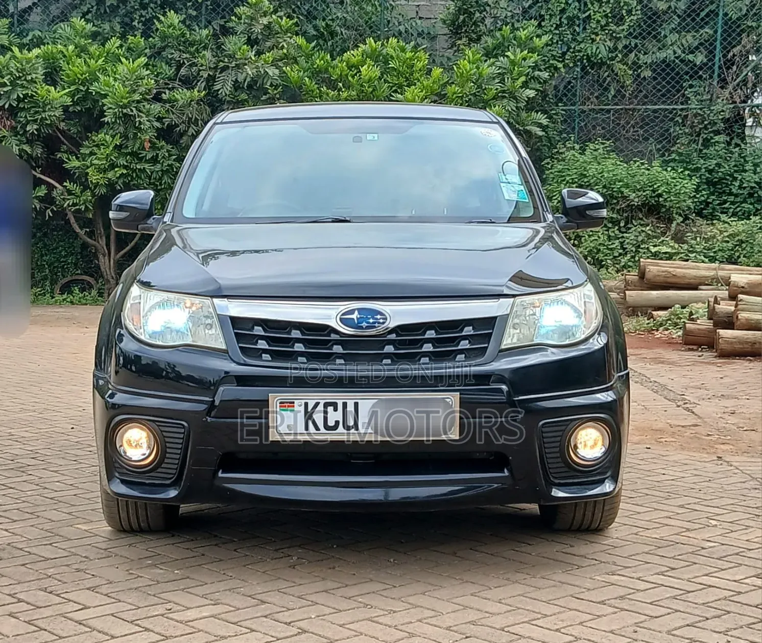 Subaru Forester 2012 Black