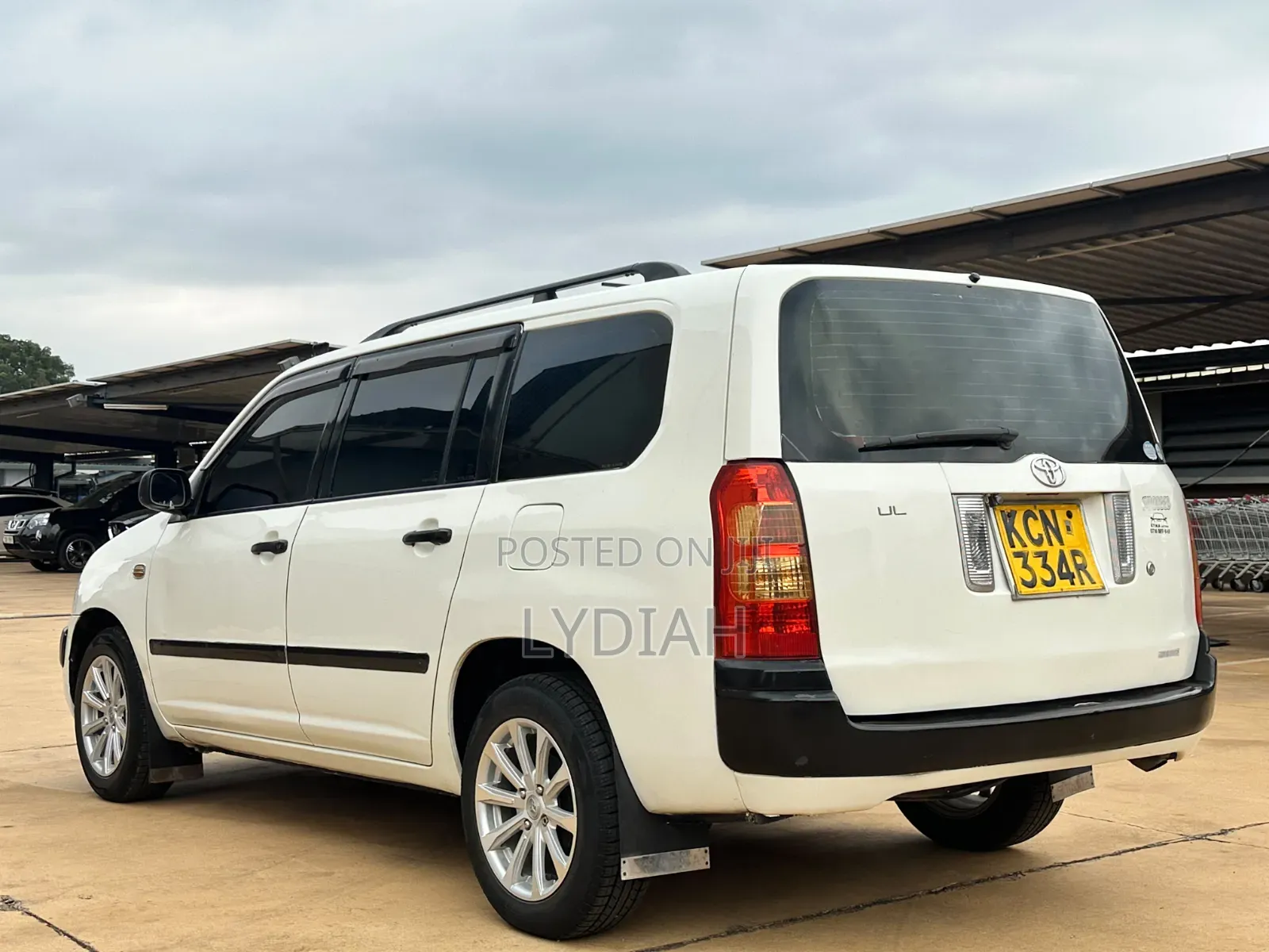 Toyota Succeed 2010 White