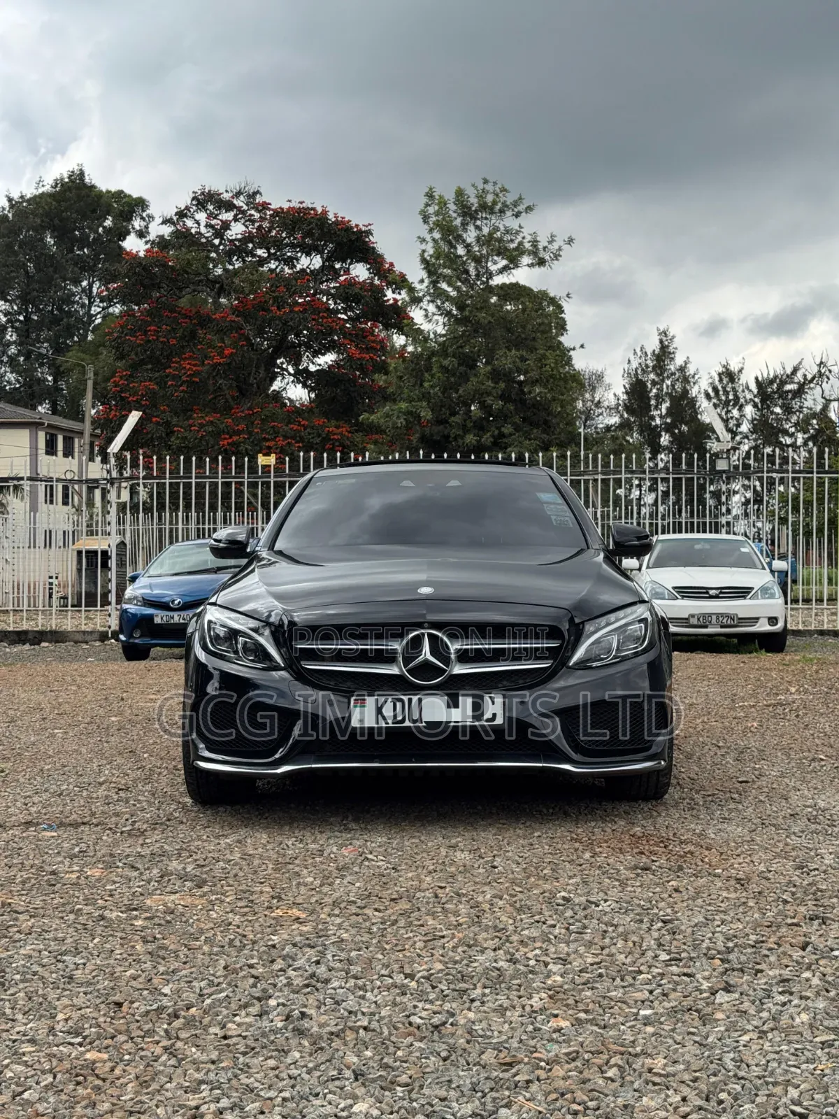 Mercedes-Benz C200 2018 Black