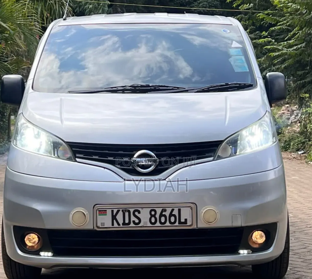 Nissan NV200 2018 Silver