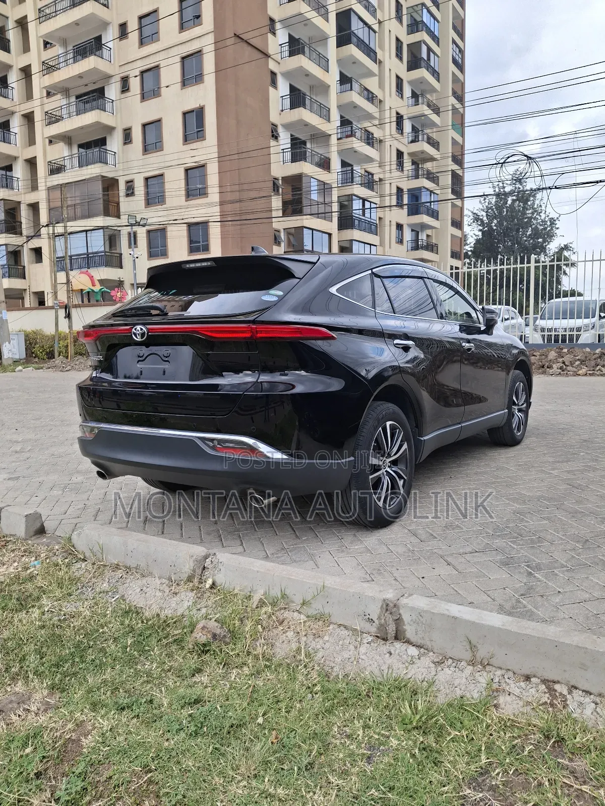 Toyota Harrier G 2020 Black