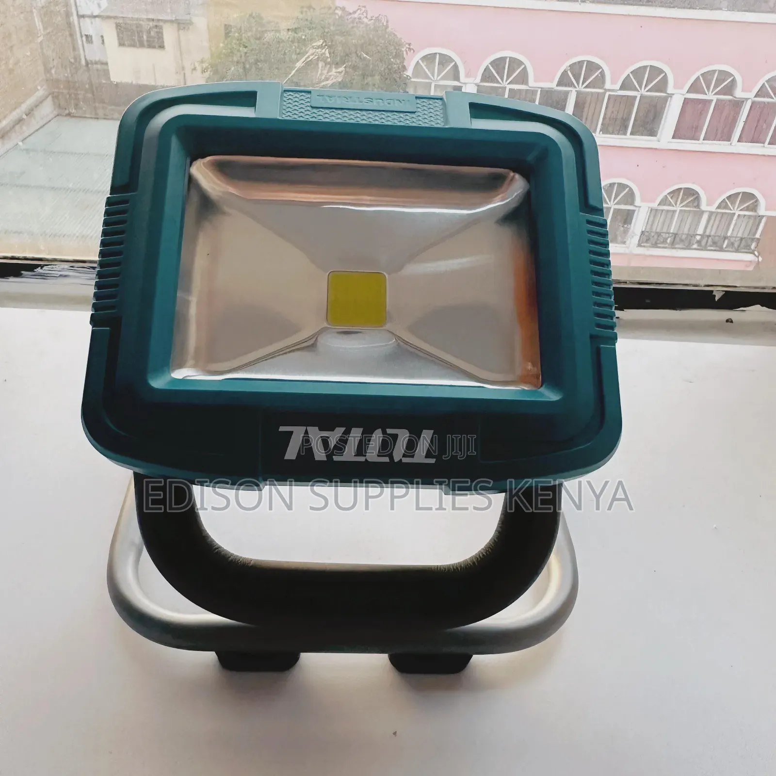 Work Lamp Total Rechargeable Emergency Light Portable Torch 1800lm