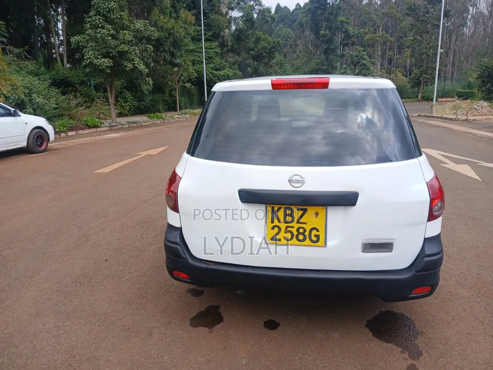 Nissan Advan 2006 White