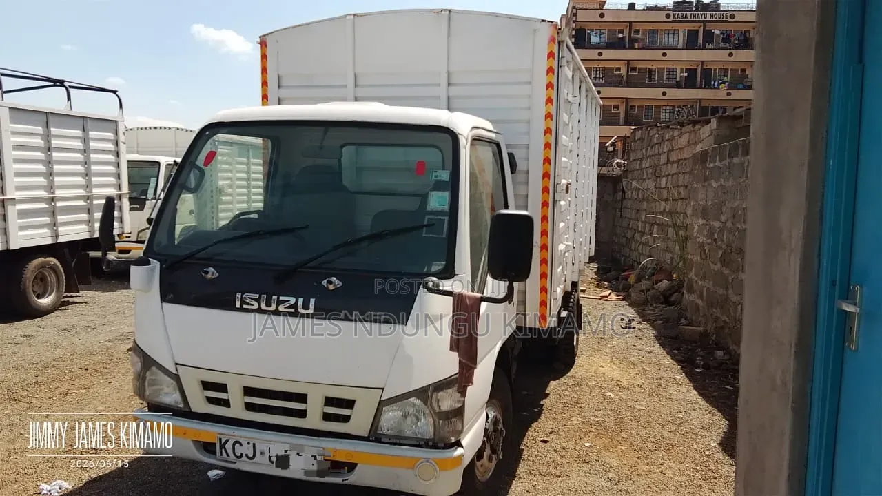 Isuzu Truck NKR 2017 White Local on Sale