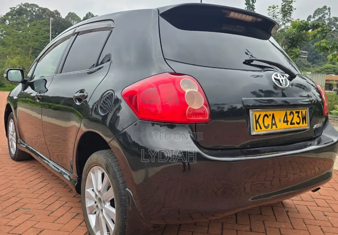 Toyota Auris 2009 Black