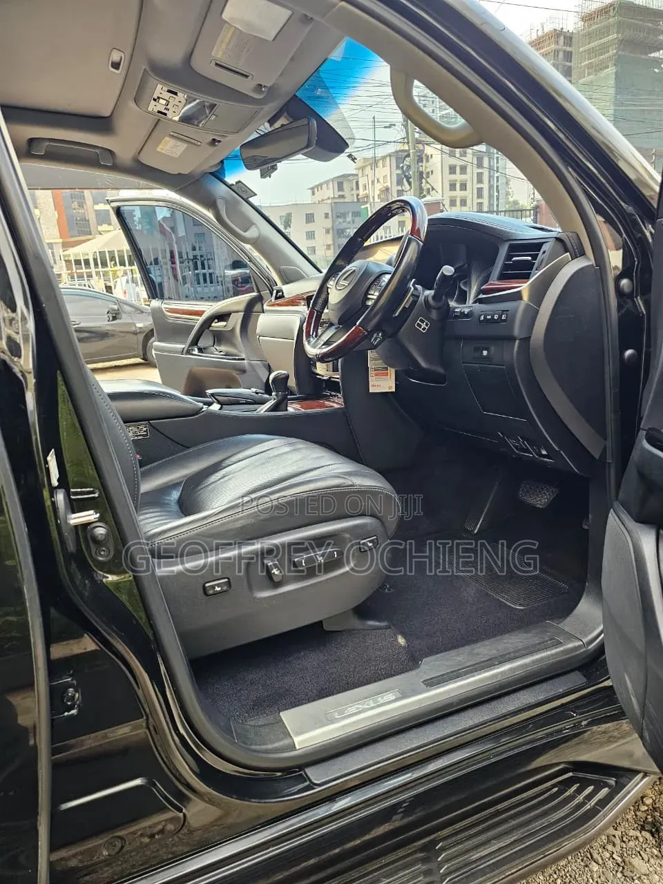 Lexus LX 2016 Black