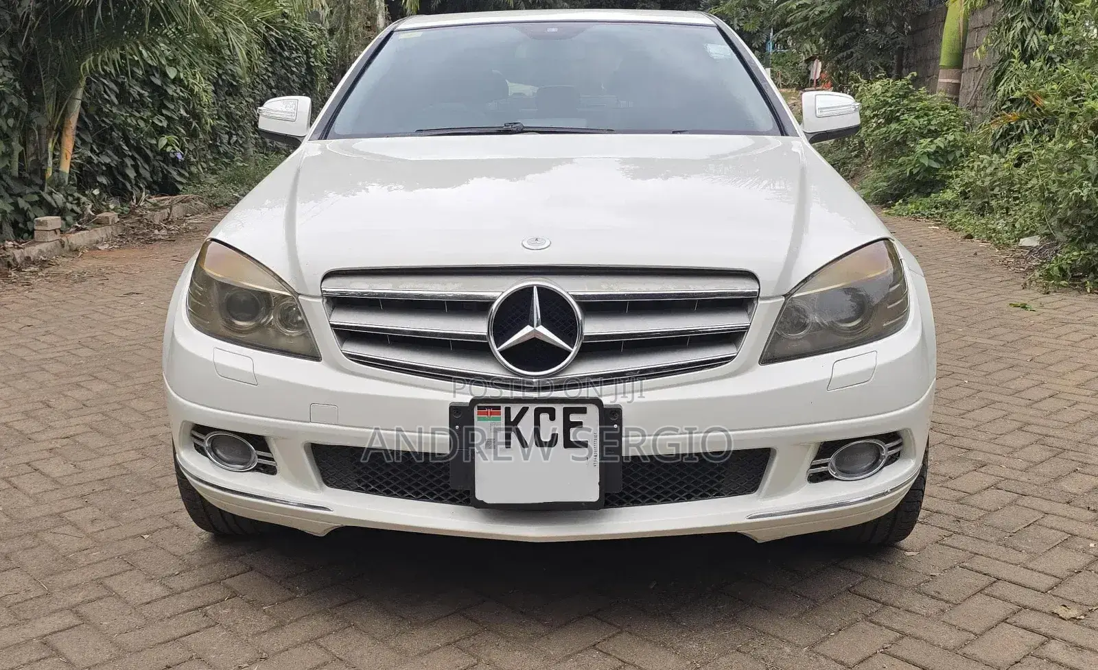 Mercedes-Benz C200 2009 White