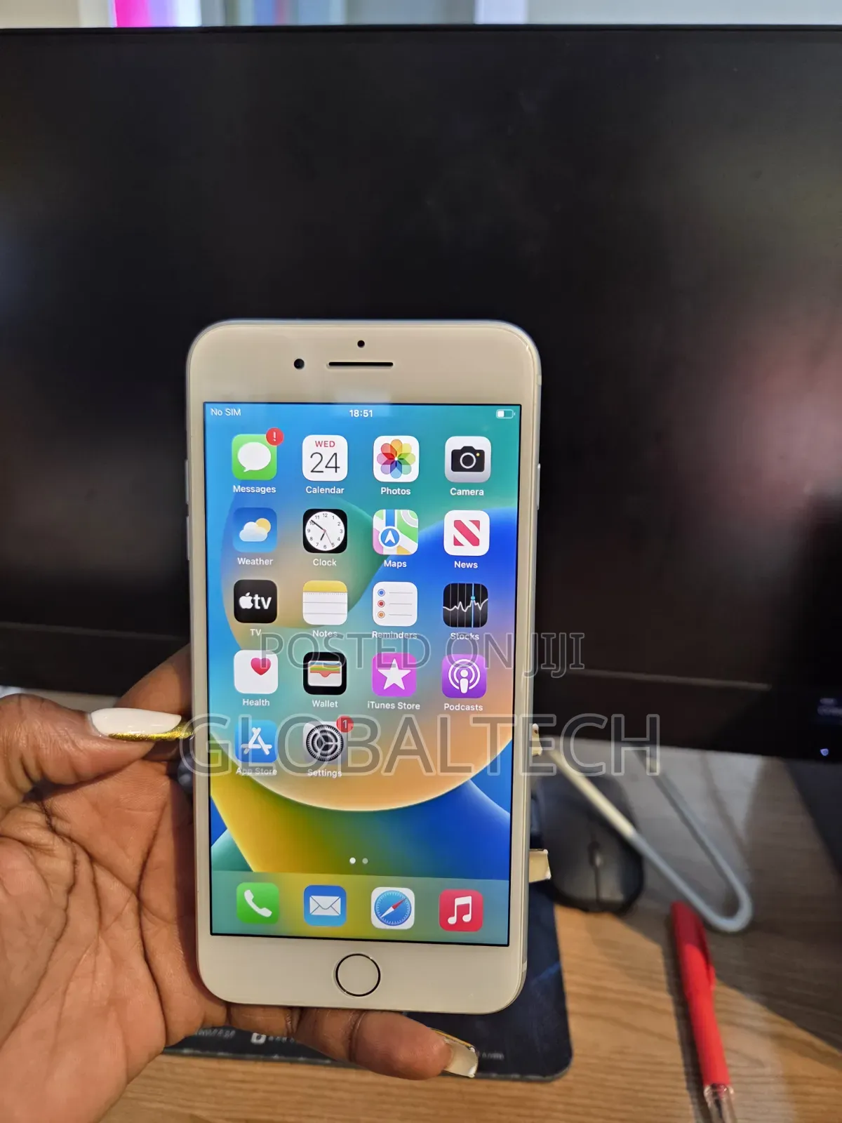 Apple iPhone 8 Plus 64 GB White
