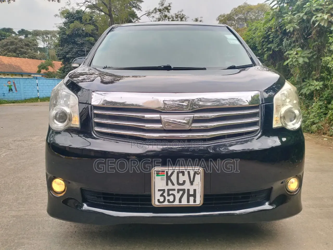 Toyota Voxy 2012 Black