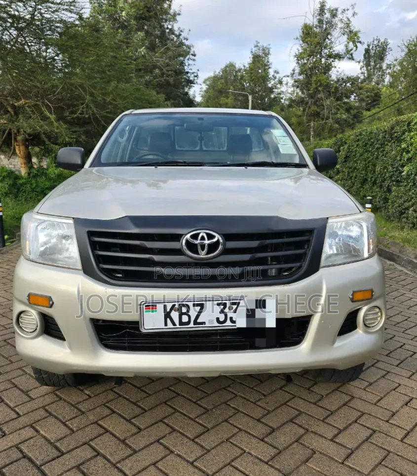 Toyota Hilux Single Cab Pickup 4wd Manual Diesel 4×4