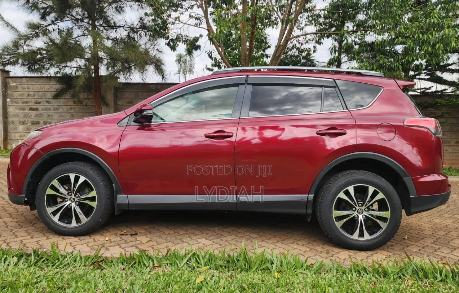Toyota RAV4 2018 Red