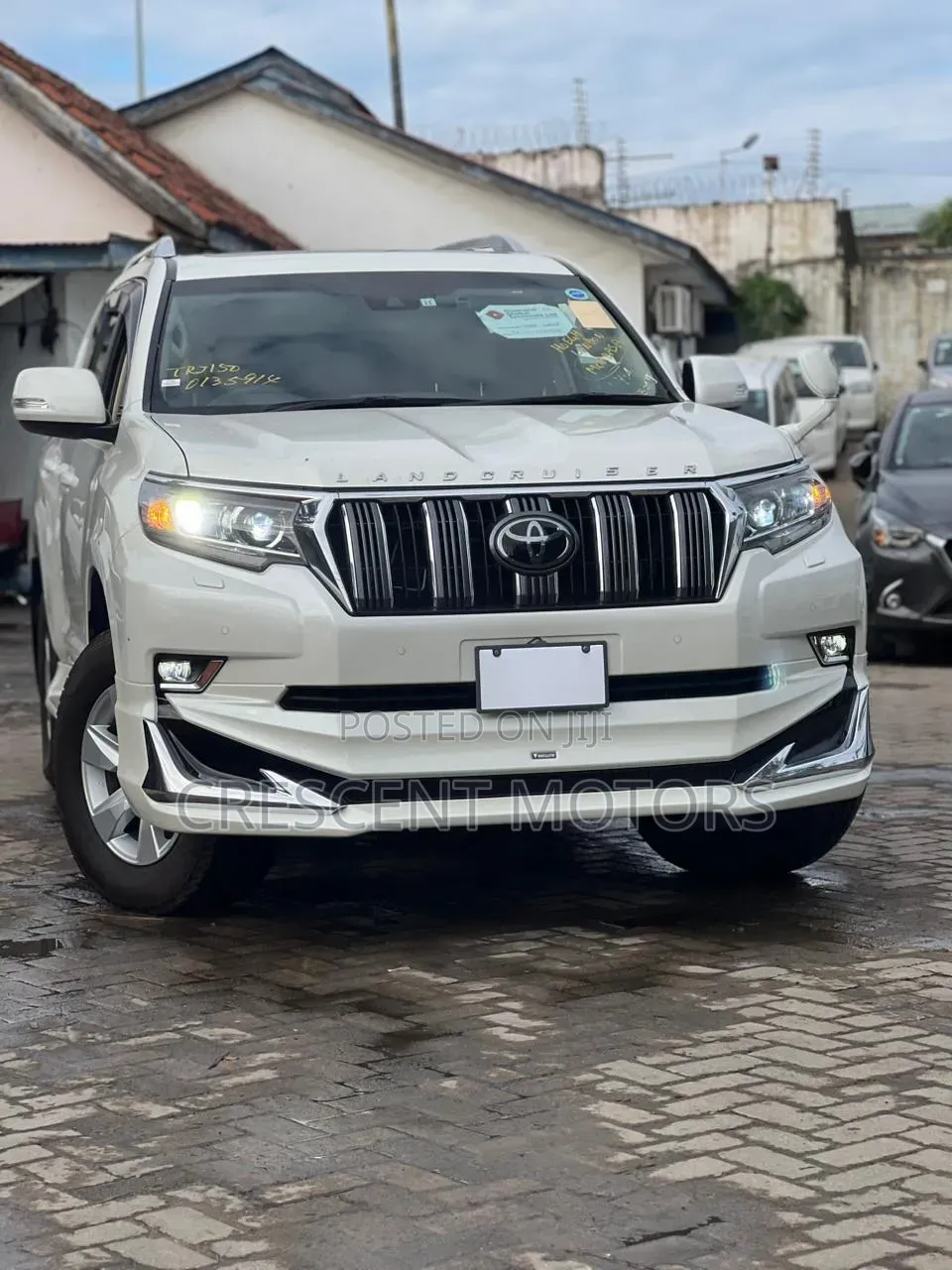 Toyota Land Cruiser Prado 2022 White