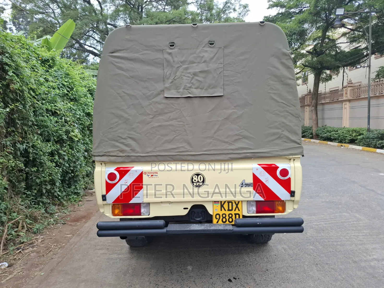Toyota Land Cruiser 2005 Beige