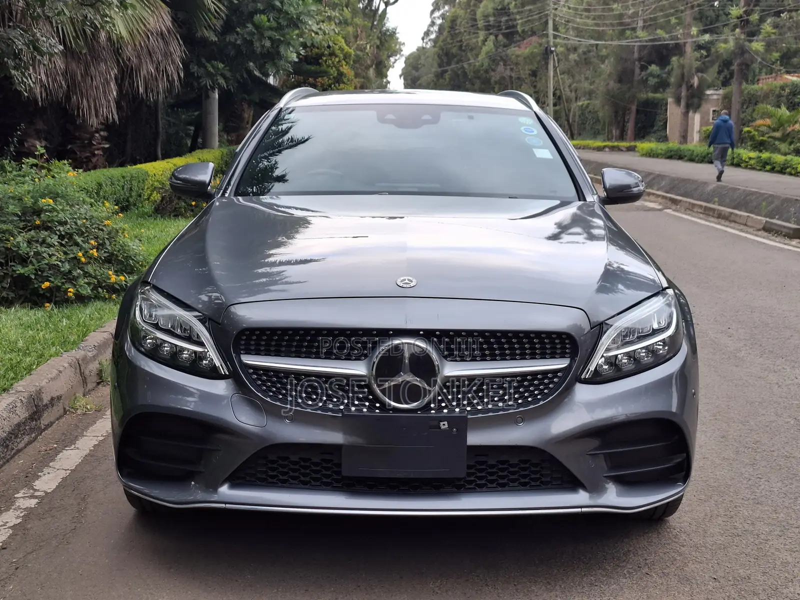 Mercedes-Benz C180 2019 Gray