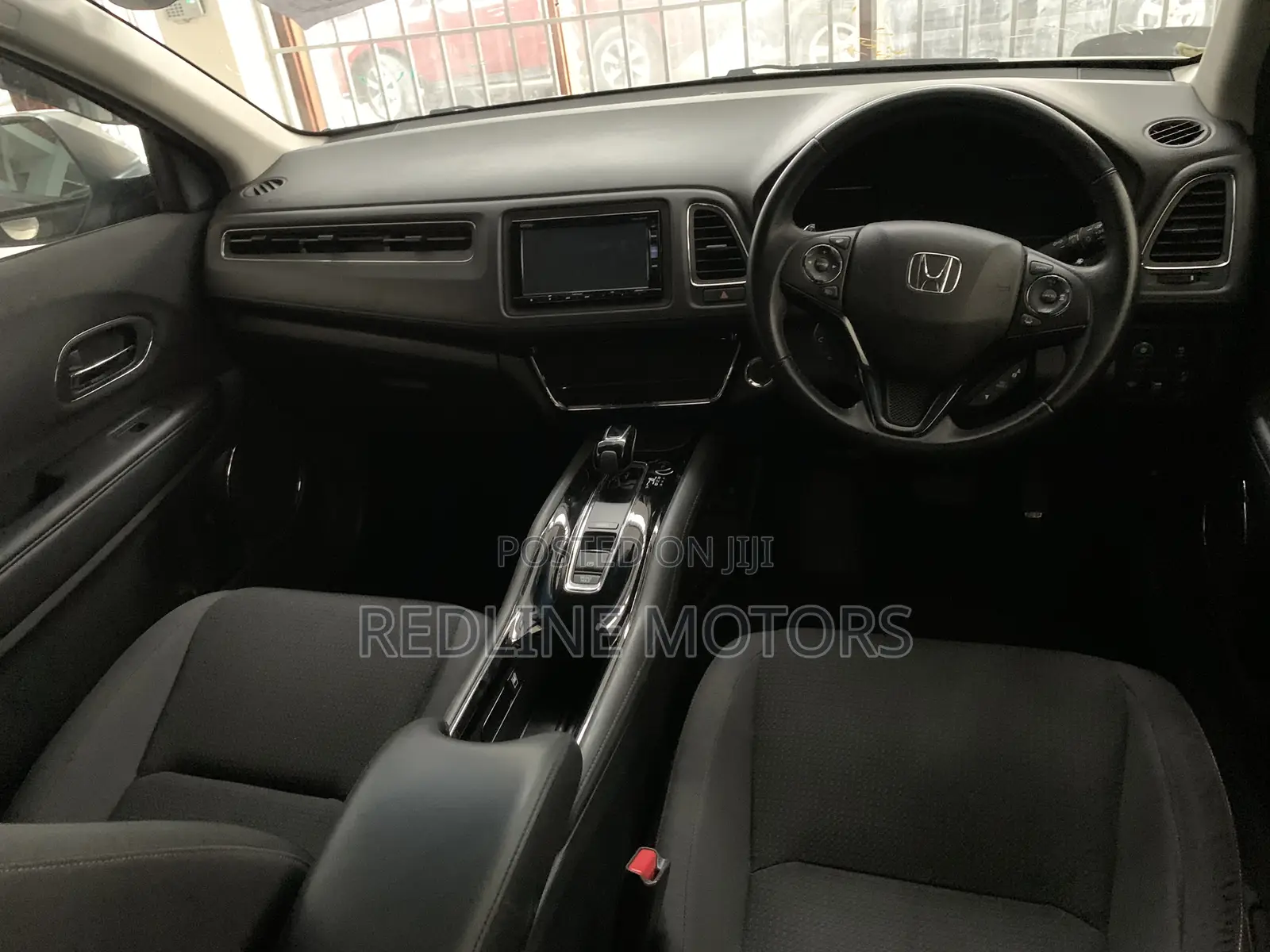 Honda Vezel 1.5 Hybrid 4WD 2019 Gray