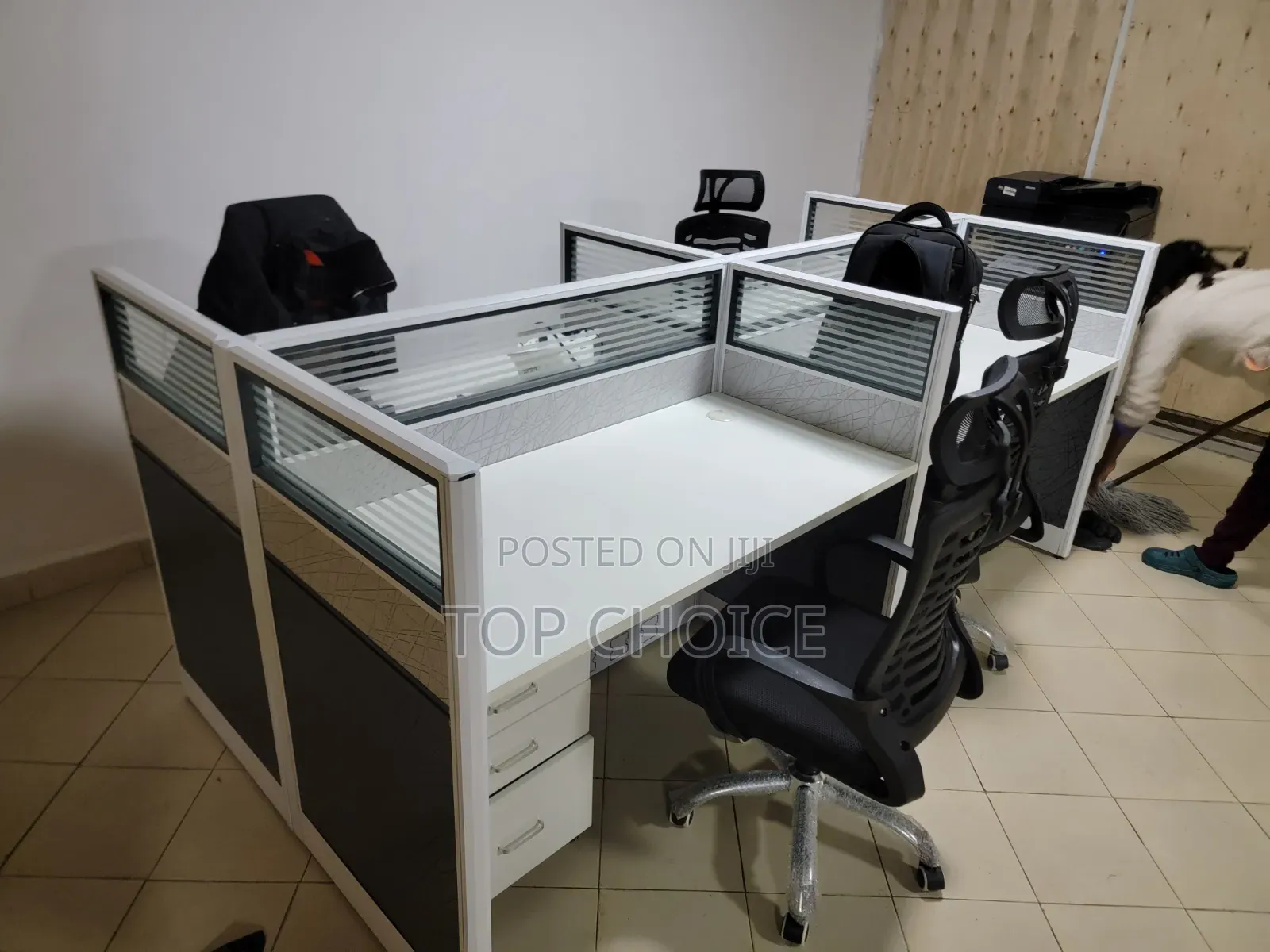Executive Office Table Set 4- Way Workstations and Chairs