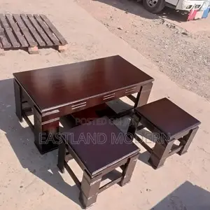 Brown Coffee Table With 2 Side Stool