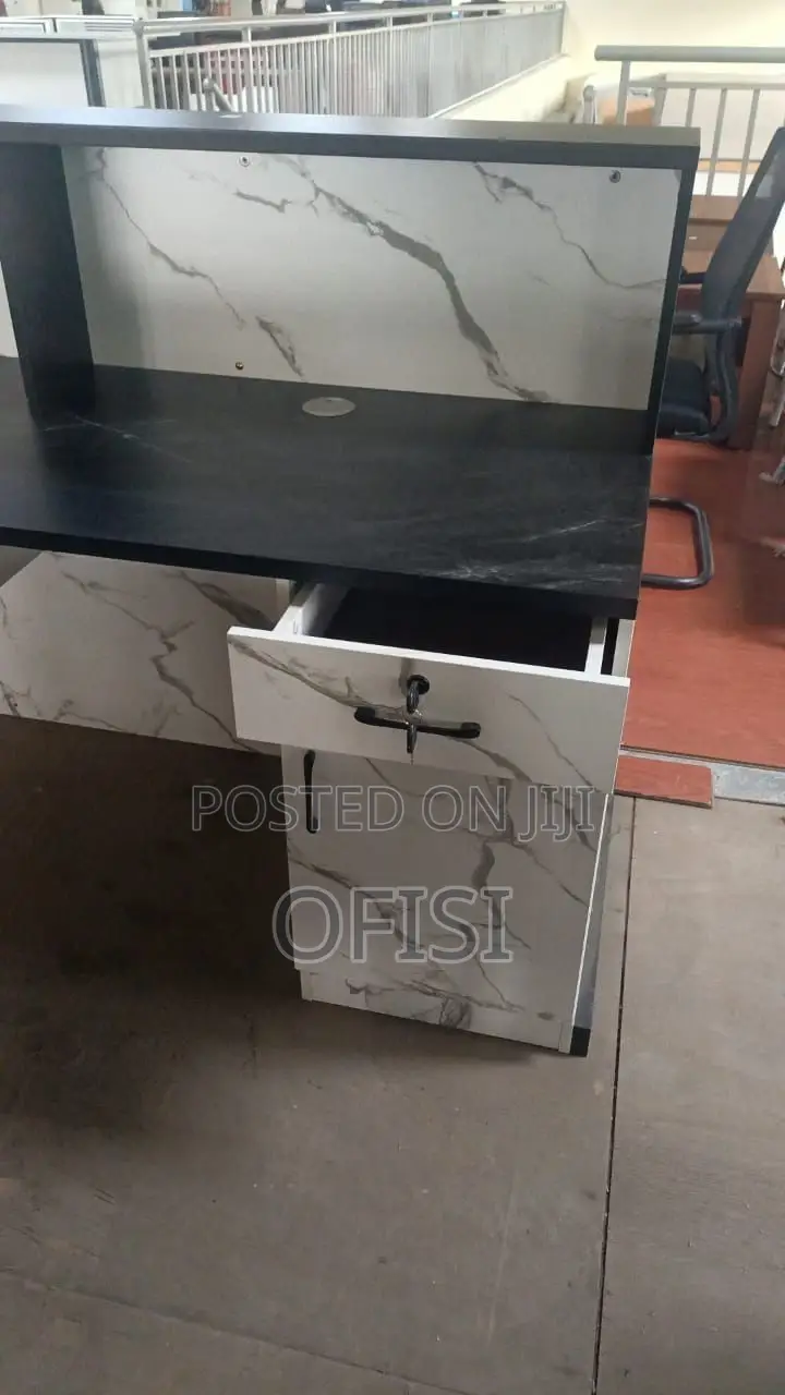 Reception Desk; 1.8 Meter Executive Reception Front Office Desk