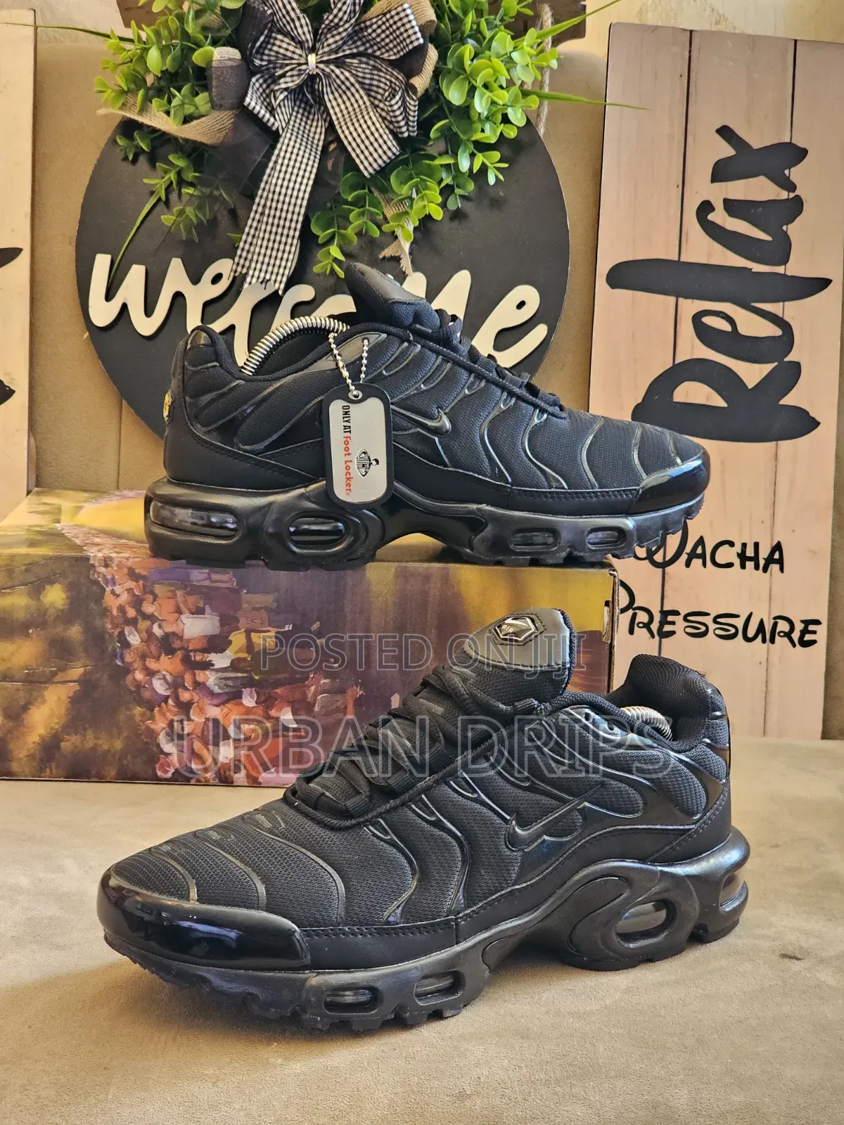 Air Tuned × Nike Tn