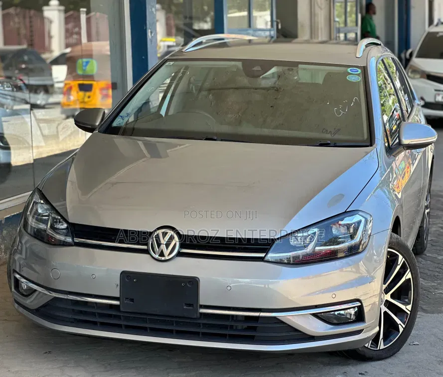Volkswagen Golf 2019 Gray