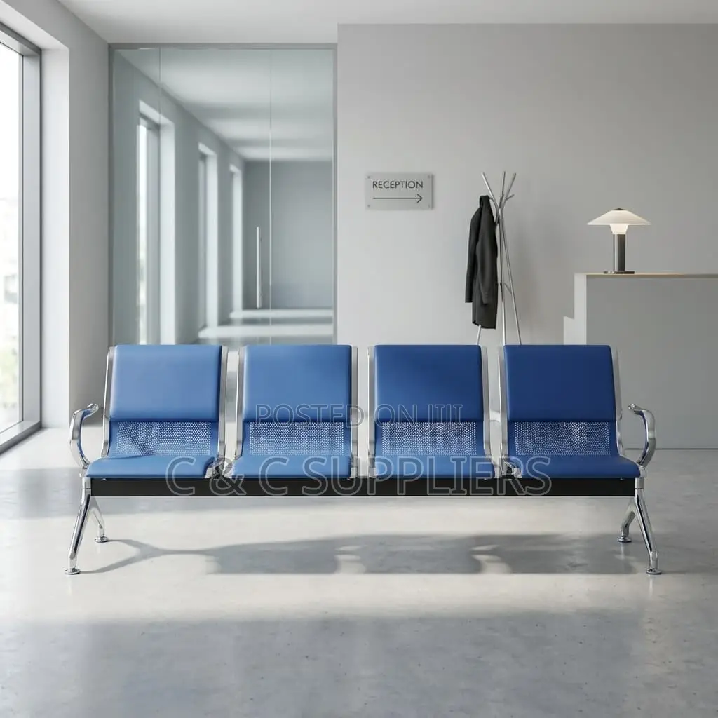 4-Link Padded Waiting Bench.