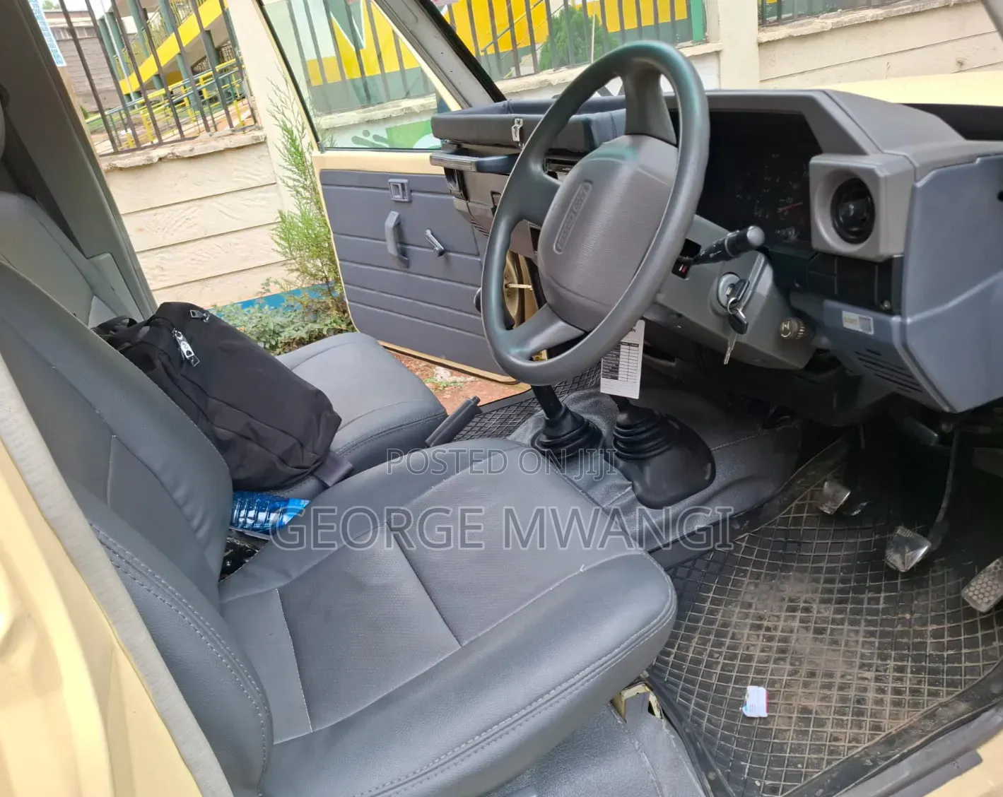Toyota Land Cruiser 2006 Gold