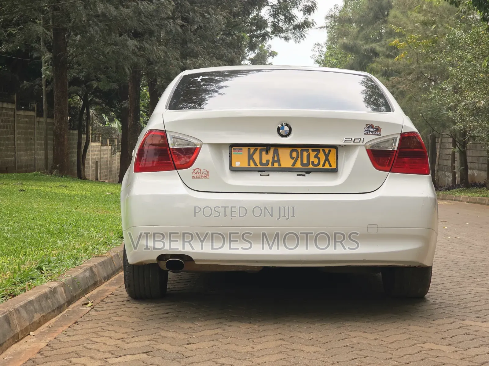 BMW 320i 2007 White