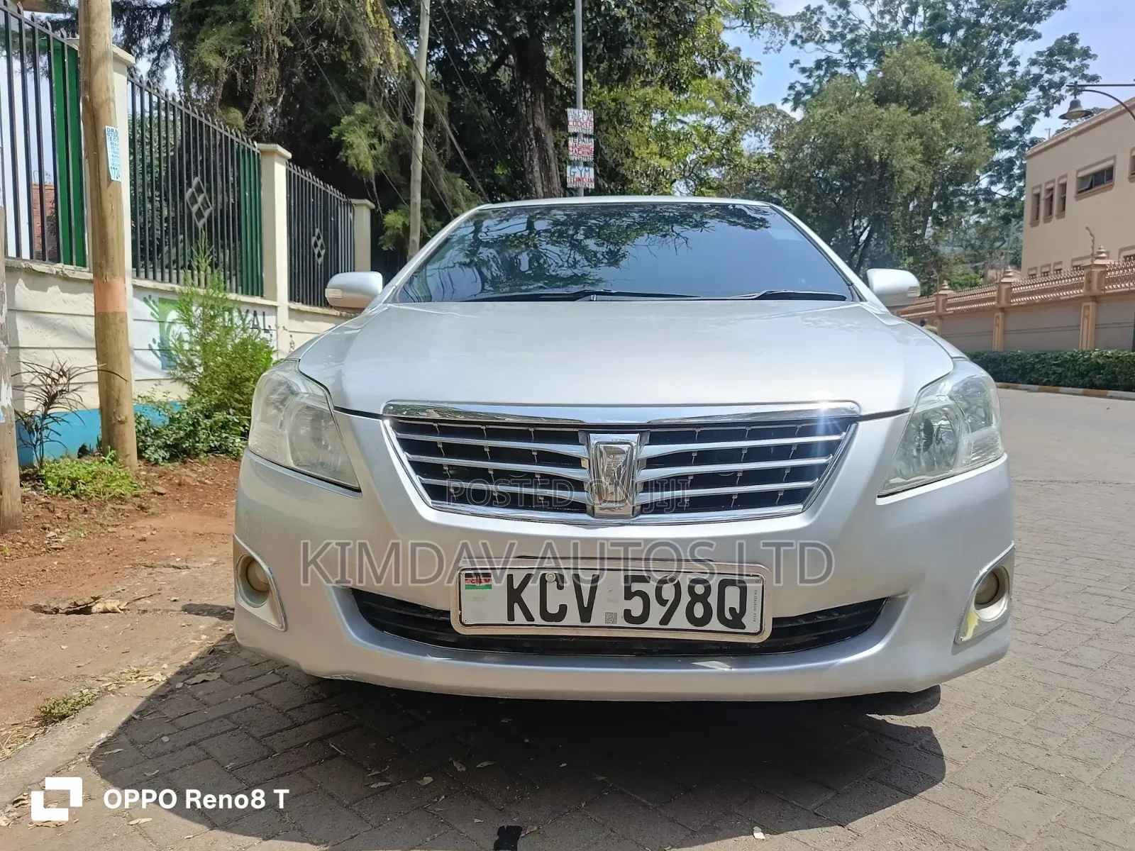 Toyota Premio 1.8 AWD 2012 Silver