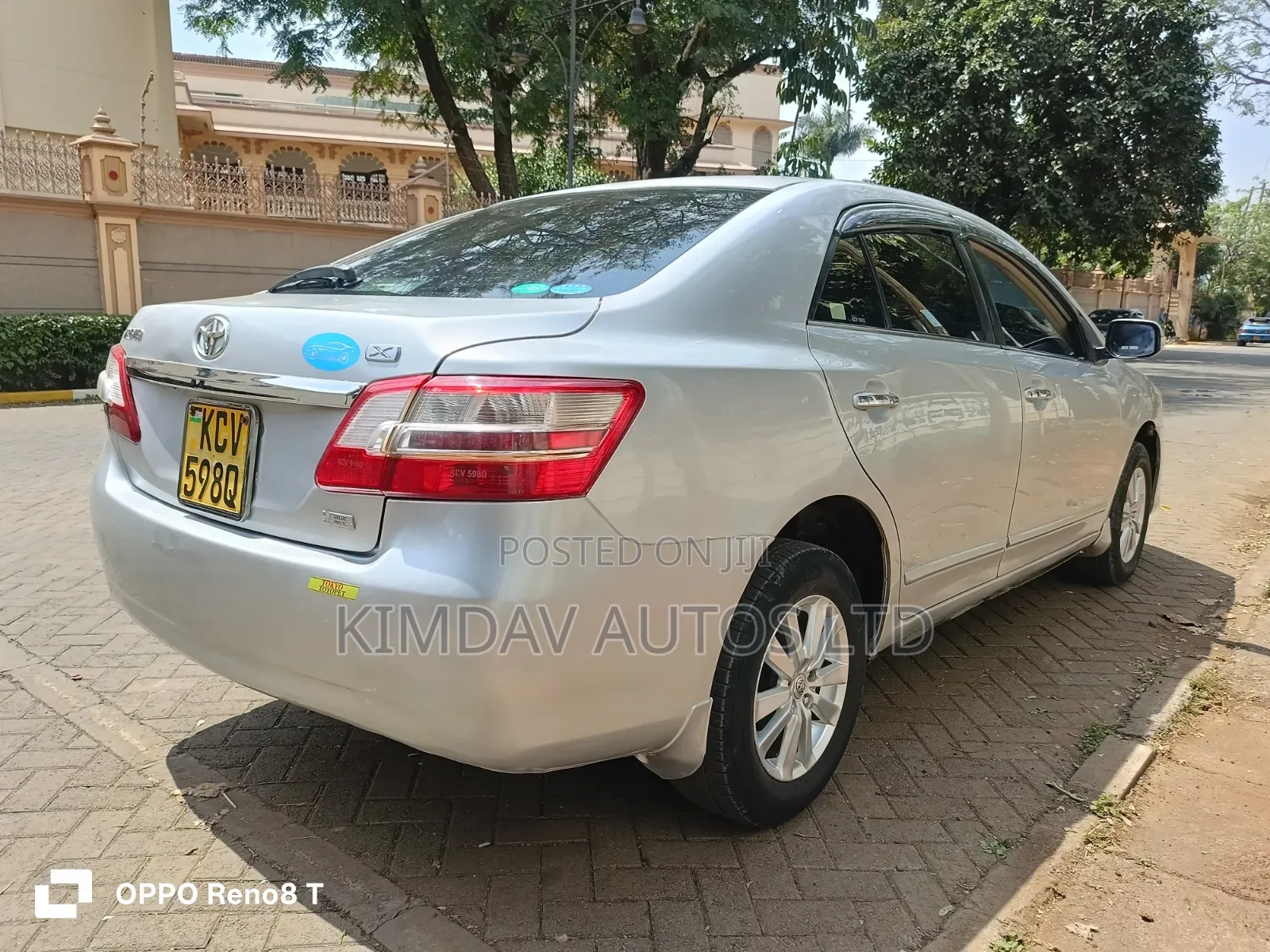 Toyota Premio 1.8 AWD 2012 Silver