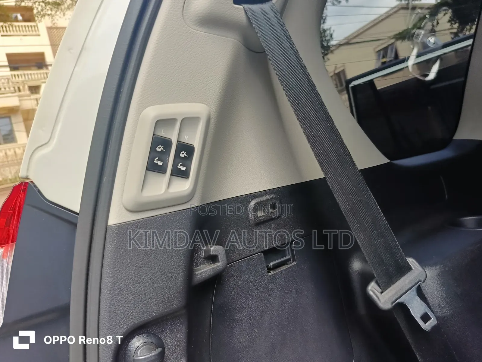 Toyota Land Cruiser Prado 2015 White