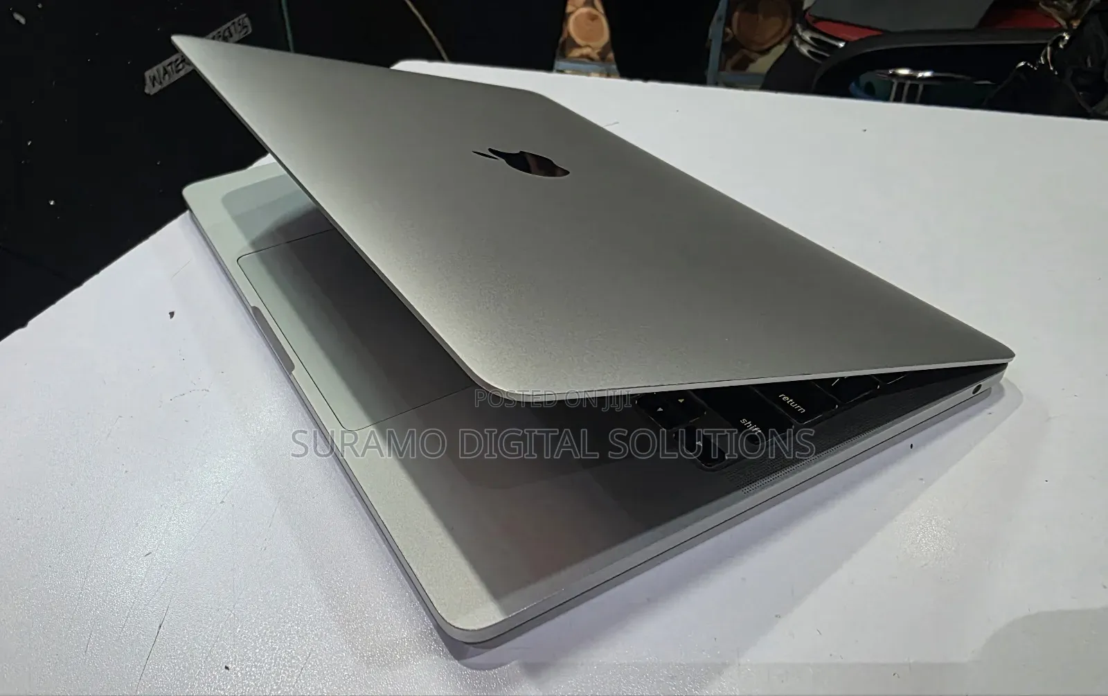 Laptop Apple MacBook Pro 2020 8GB Apple M1 SSD 256GB