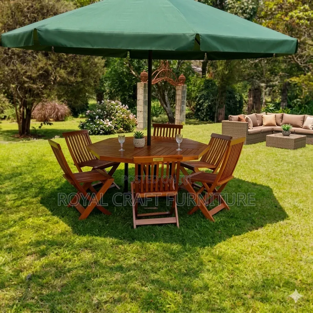 Luxury Outdoor Garden Furniture Set With Large Umbrella