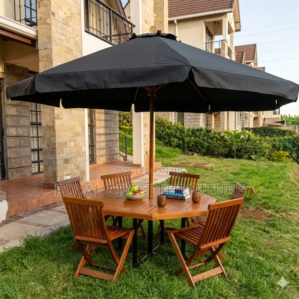 Luxury Outdoor Garden Furniture Set With Large Umbrella