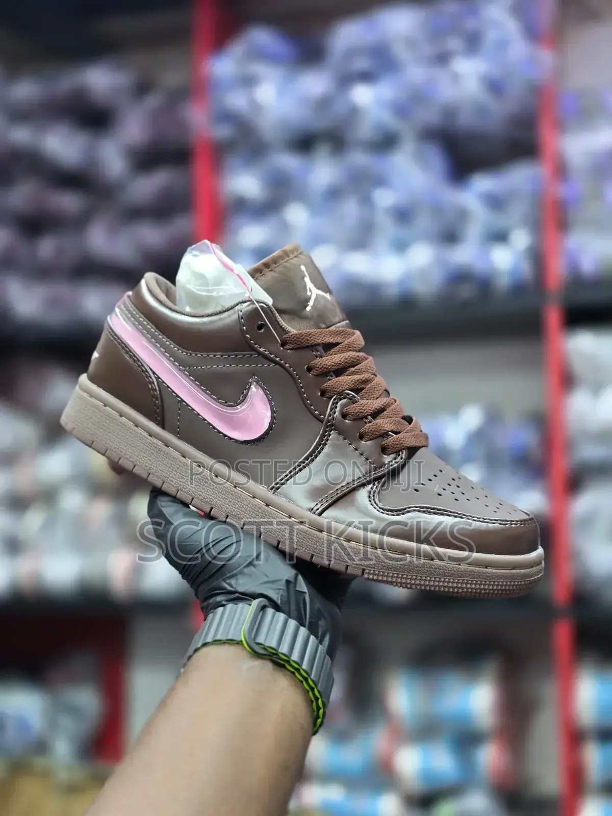 Air Jordan 1 Low Se Valentines Day Box of Chocolates