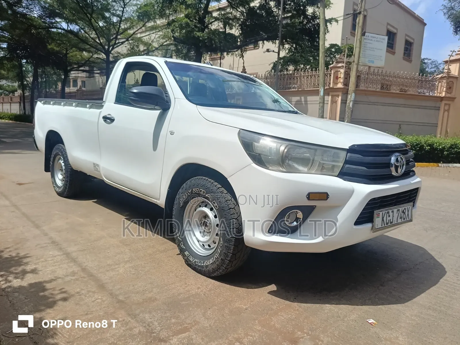 Toyota Hilux 2016 White