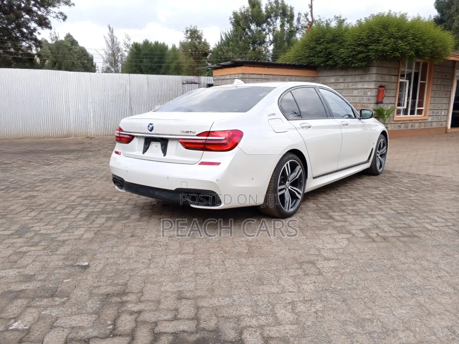 BMW 7 Series 730Li 2017 White