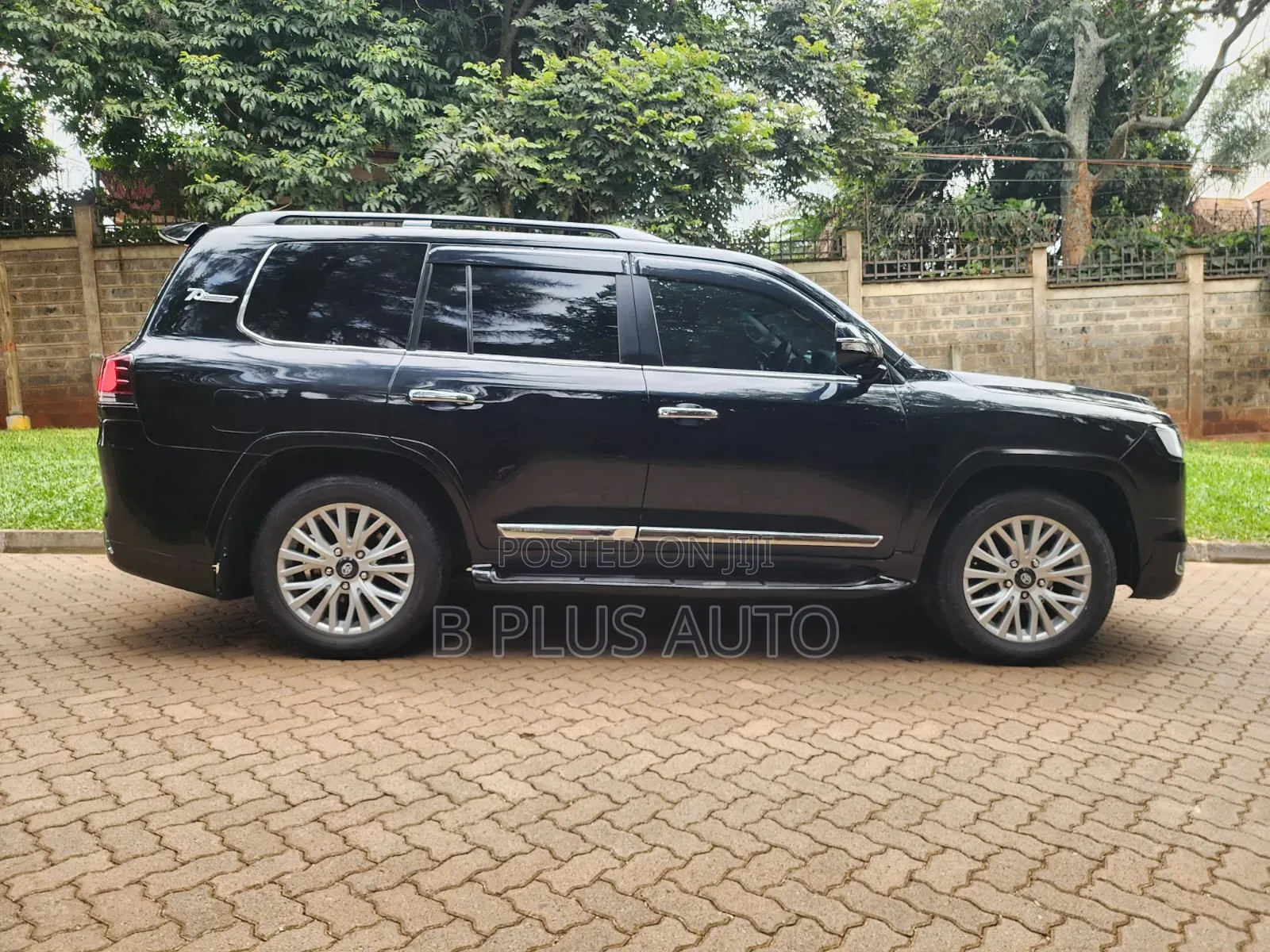 Toyota Land Cruiser 2017 Black