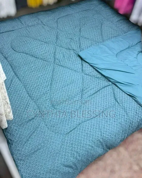 Luxury Tufted Wave Design Duvet Set