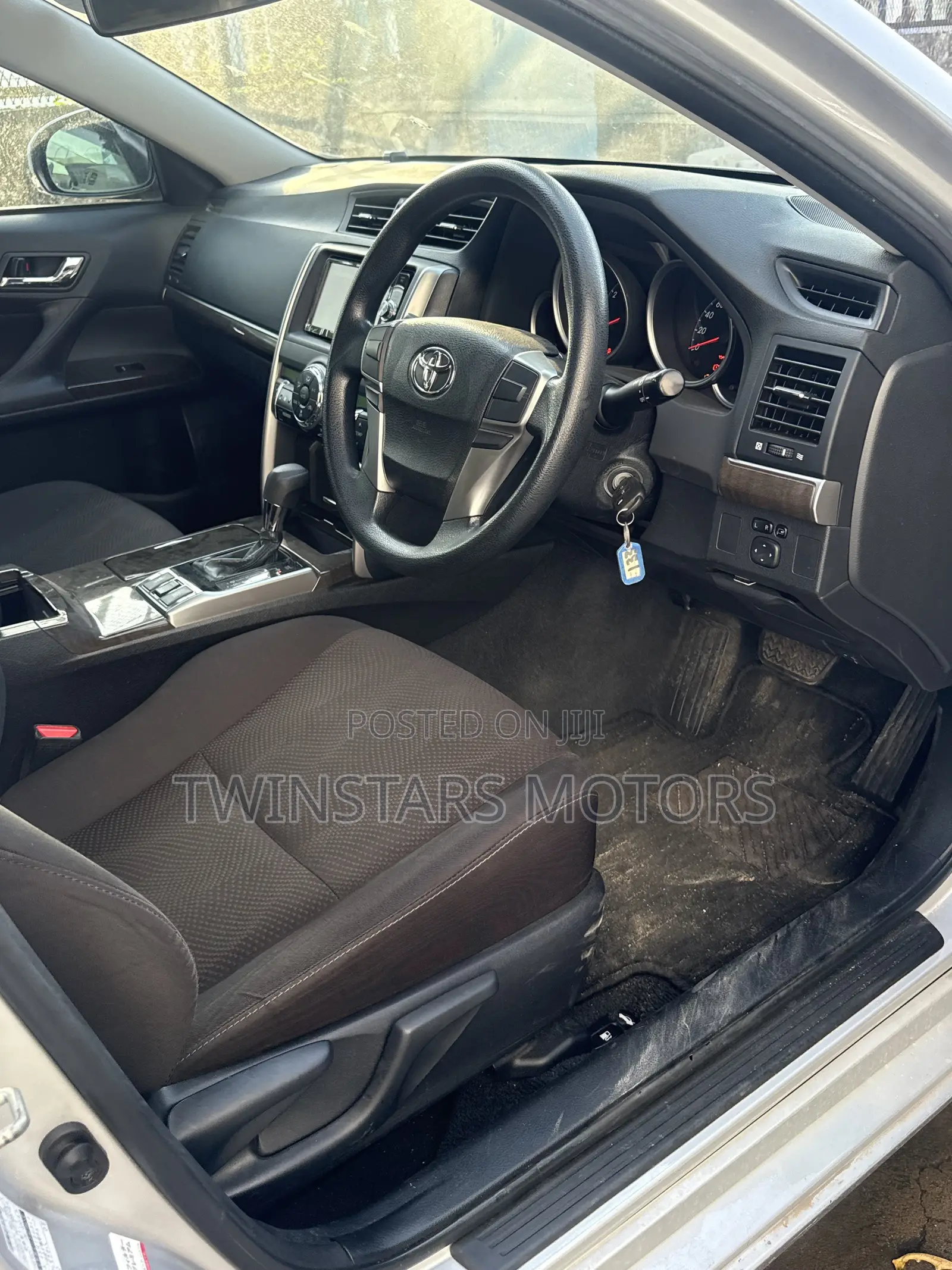 Toyota Mark X 2.5 AWD 2019 Silver
