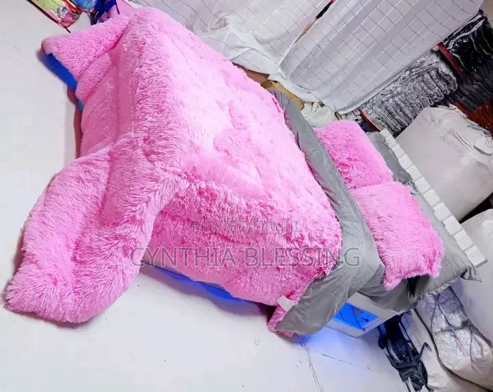 6pc Luxury Velvet Plush Fluffy Duvet Set