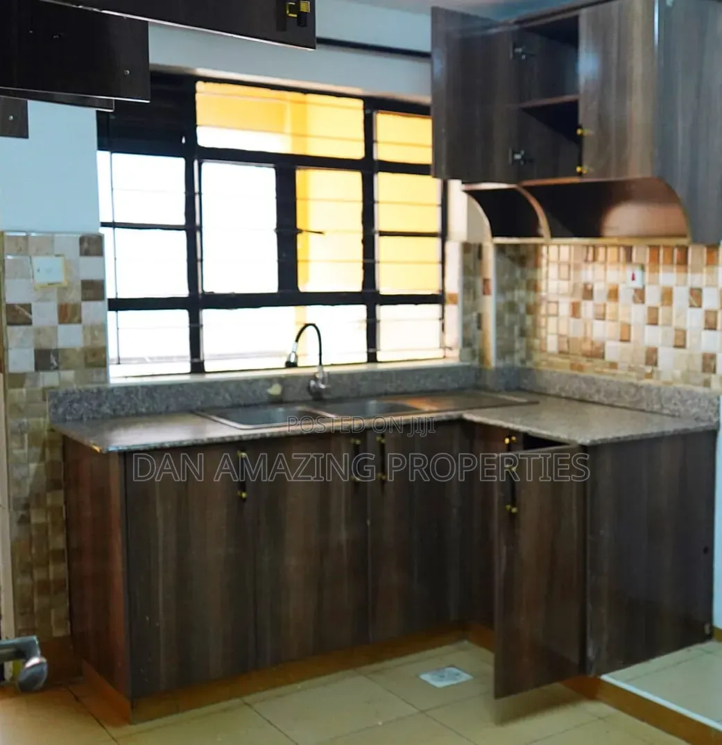 3bdrm Apartment in Garden City, Thome for sale