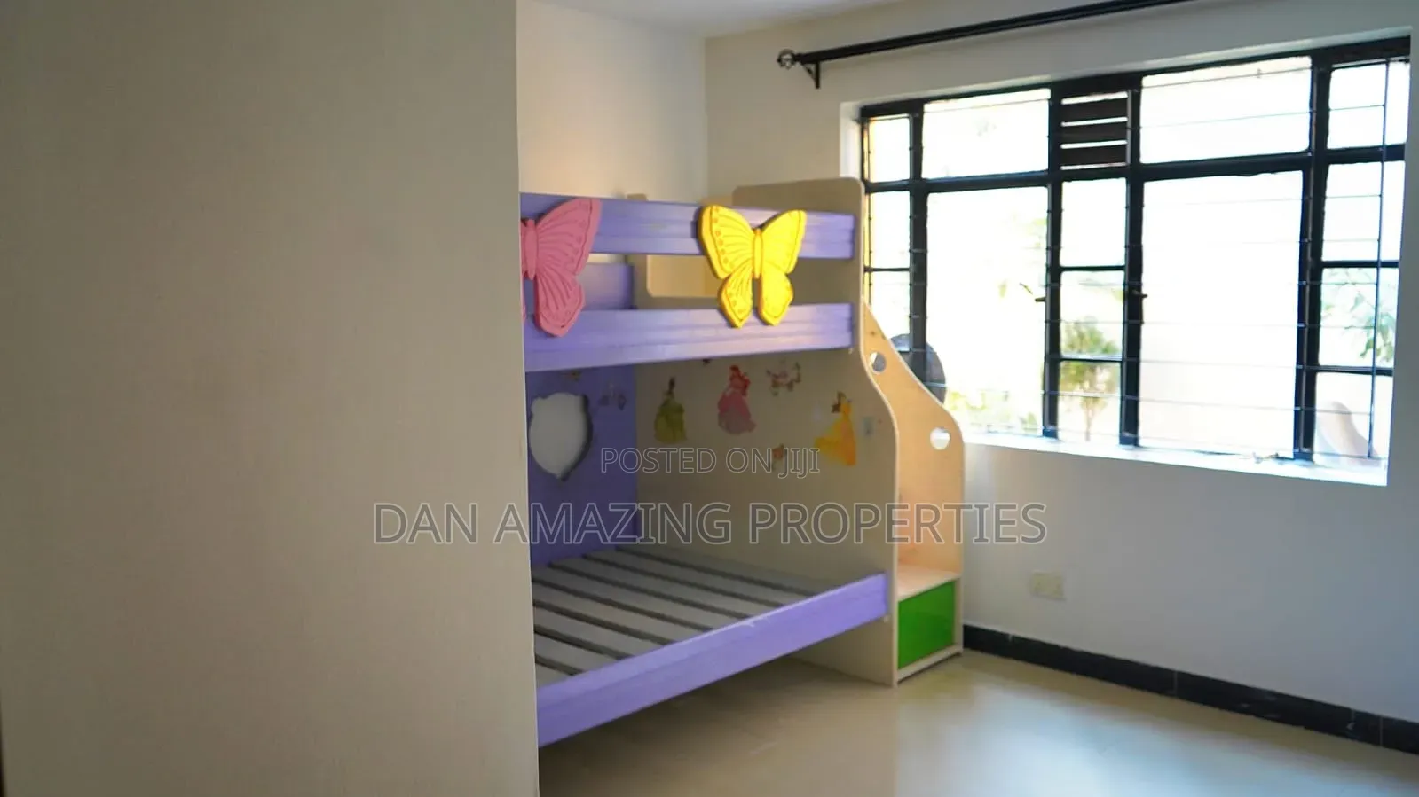 3bdrm Apartment in Garden City, Thome for sale