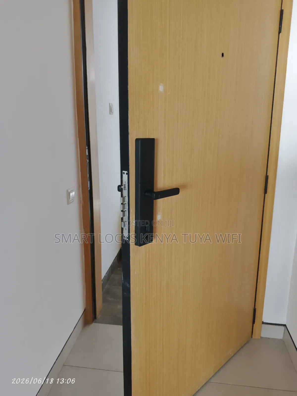 Fingerprint Tuya Smart App Wifi Door Locks Password Card Door Lock