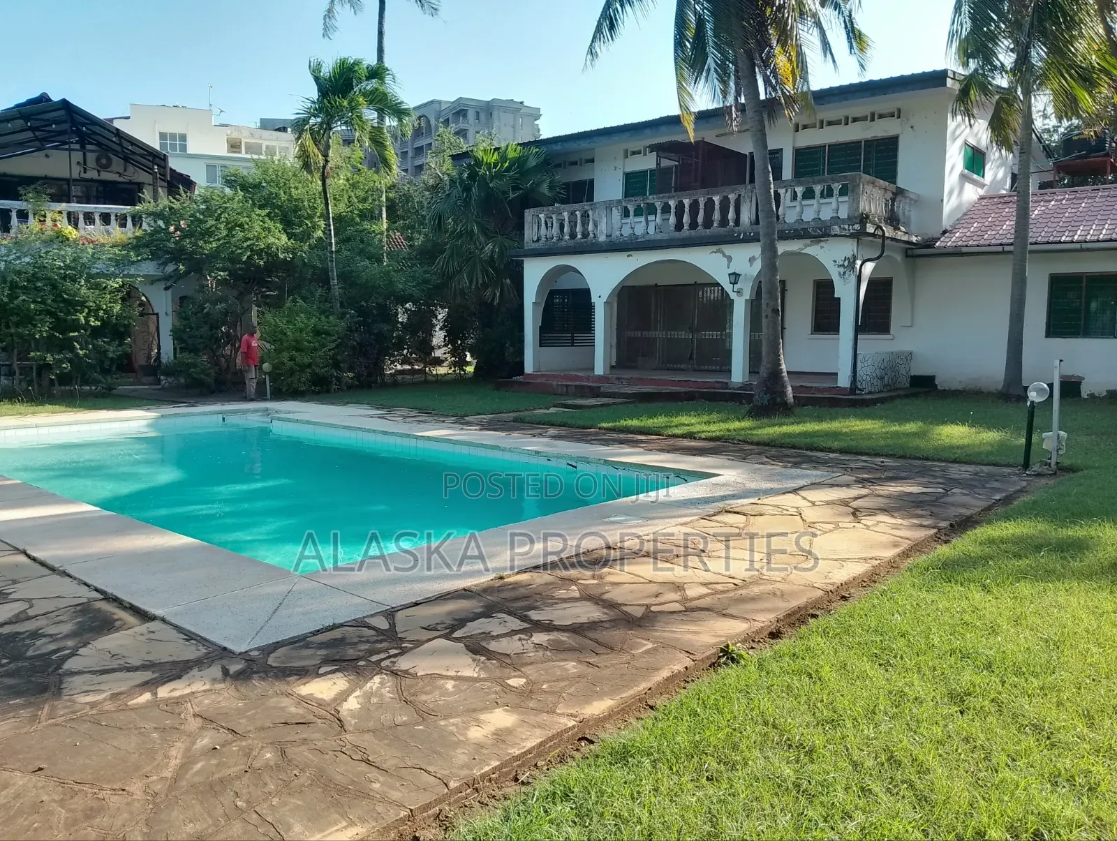 4bdrm Maisonette in Nyali Estate for rent